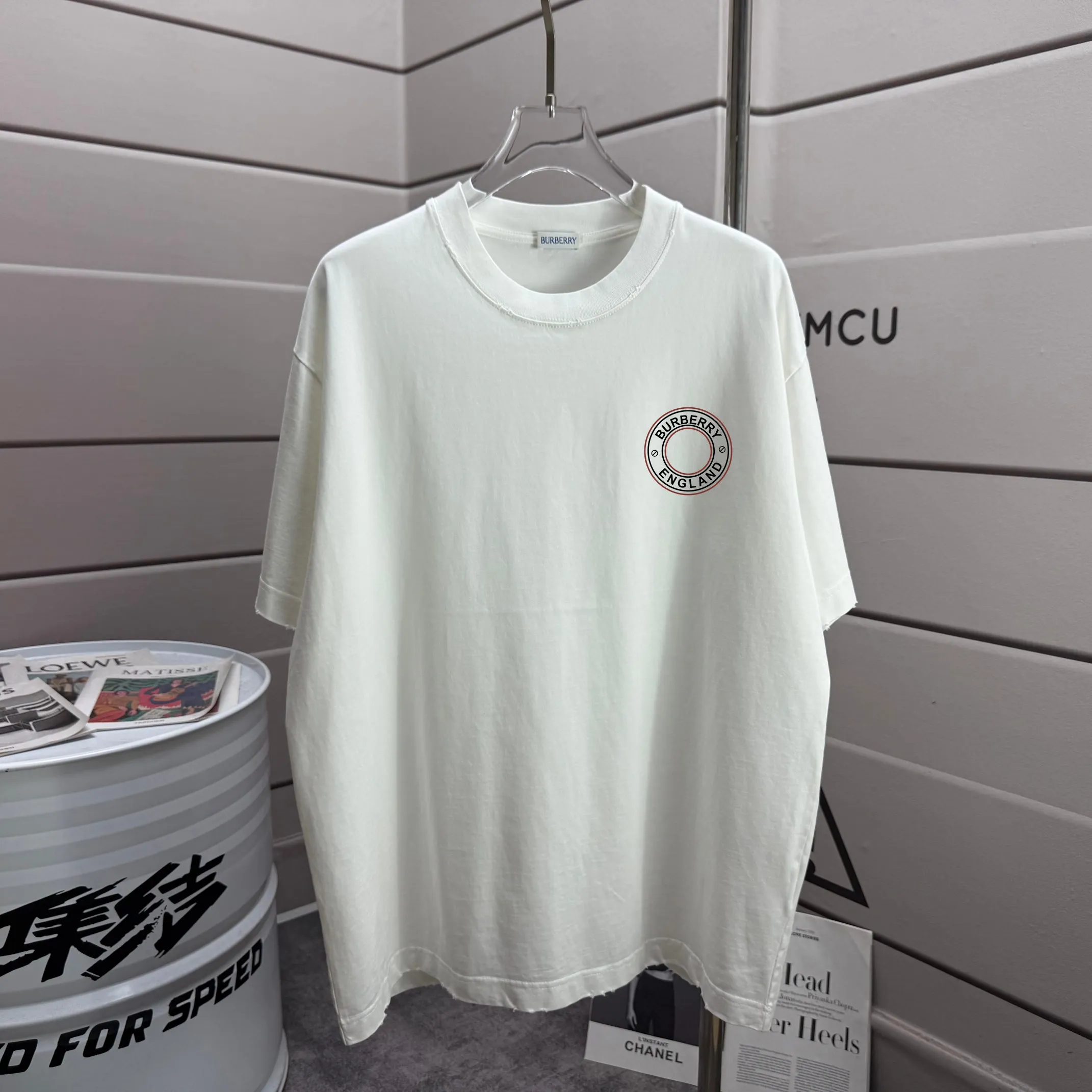 # Burberr* *2026 New Arrival 320 tee Same Style :Black White Size :S M L XL XXL Size： S （90-130 ） M （120-150 ） L （140-165 ） XL （160-180 ） XXL （180-210 ）